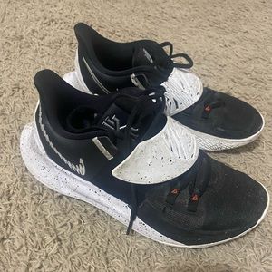 Nike Kyrie Low 3